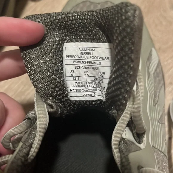 Merrell Shoes - New without tags - never worn- womens - Picture 2 of 8